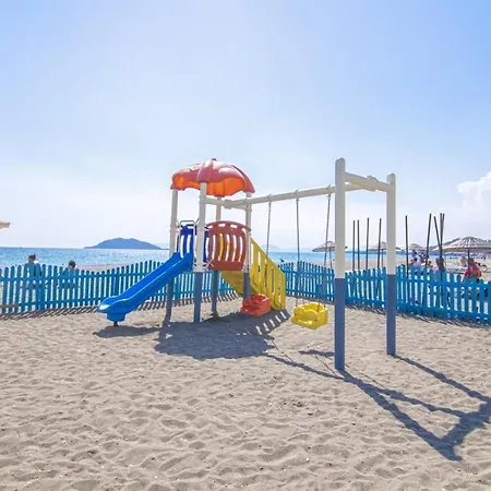 Sunset Beach Club Aqualettings Aqua 35